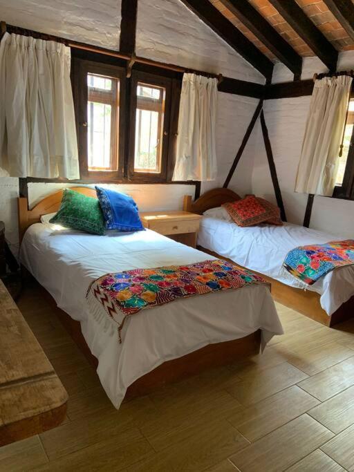 Cuarto Privado En Hostal Para 2 Personas Valle Valle de Bravo Exterior photo
